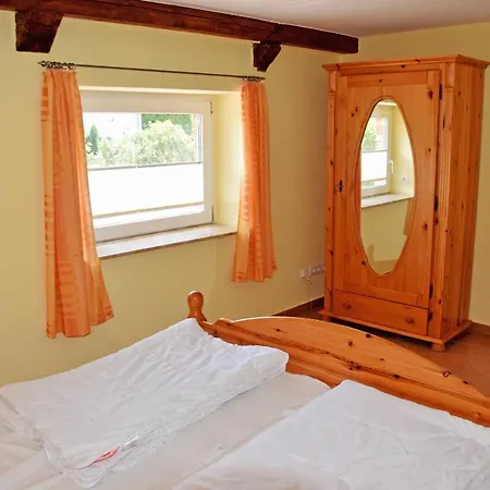 펜션 Augustin Mit Reetdach 바베