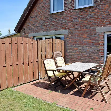 Augustin Mit Reetdach 펜션 *