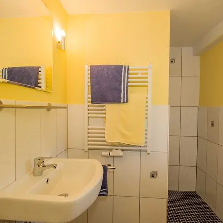 Augustin Mit Reetdach 펜션