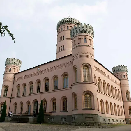 펜션 Augustin Mit Reetdach