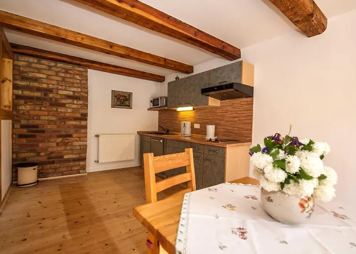 Feriehus Augustin Mit Reetdach Baabe