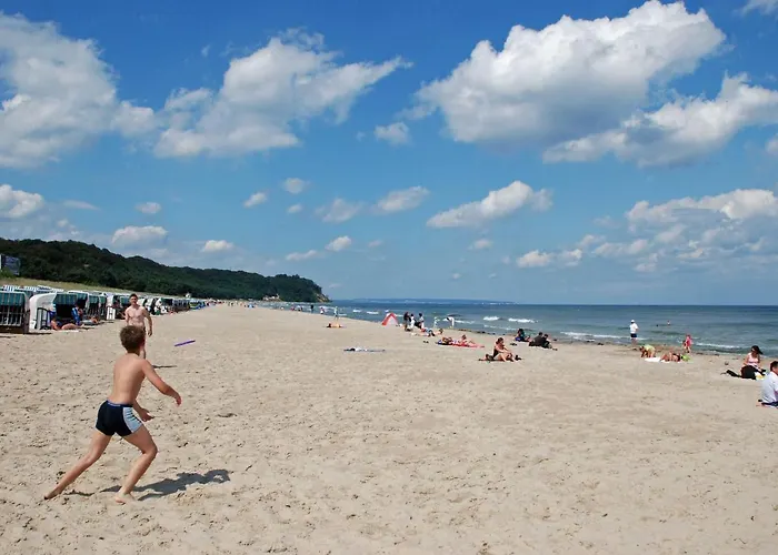 Augustin Mit Reetdach Feriehus